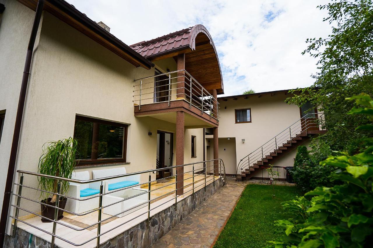 Отель Casa Perla Nordului Мойсей Экстерьер фото